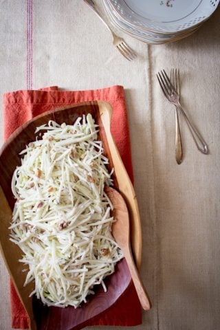 Kohlrabi-fennel-slaw-with-walnuts-and-blue-chees