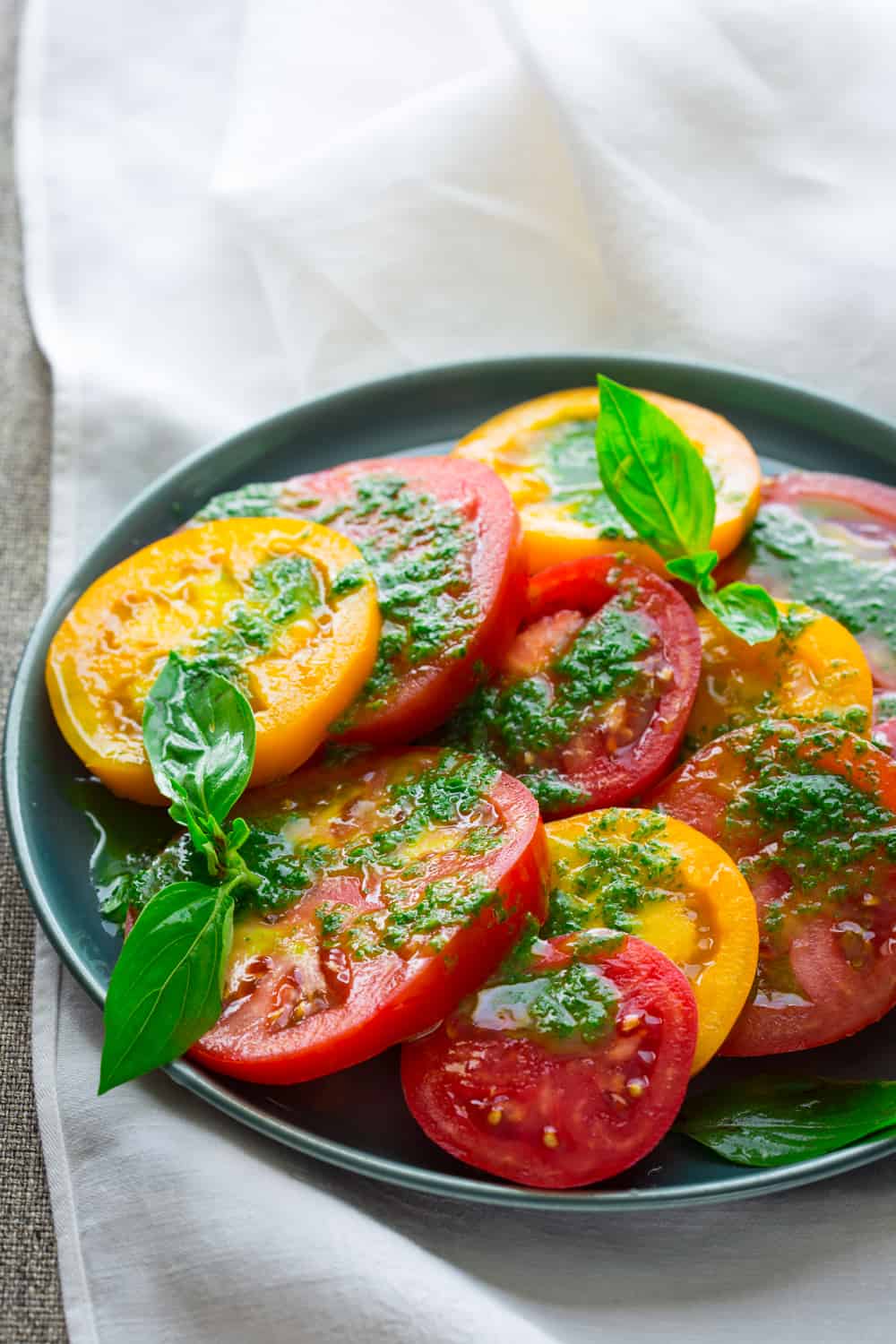 5 ingredient tomatoes with Thai Basil Dressing only 10 minutes #glutenfree