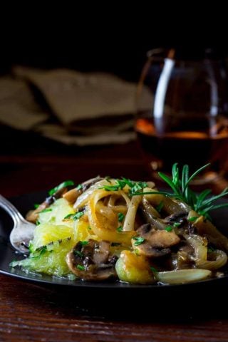 spaghetti squash with mushrooms