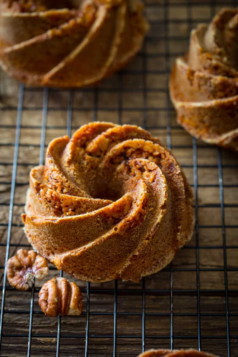 Gluten-free Sweet Potato Praline Bundtlettes on healthyseasonal.com