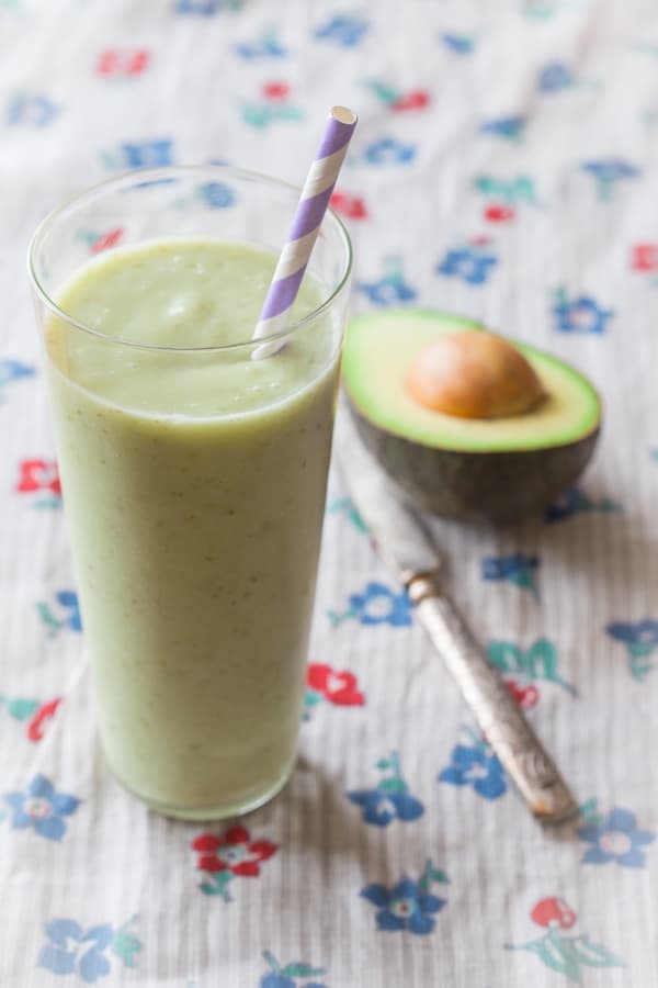 Pear and avocado smoothie in a glass