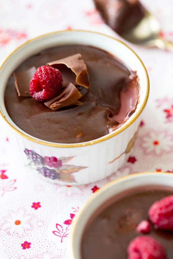 Skinny Chocolate Raspberry Pots de Creme | Healthy Seasonal Recipes