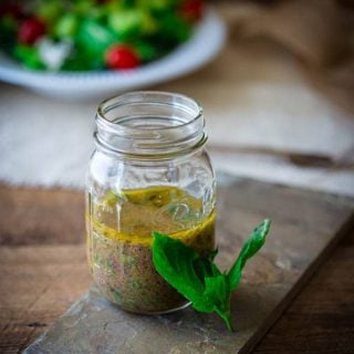 10 minute kalamata olive and basil vinaigrette | Naturally gluten-free healthyseasonalrecipes.com