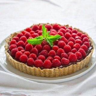 Healthy Raspberry Tart Recipe with Chocolate