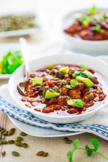 Smoky and Sweet Turkey Chili | Fall | Smoked Paprika | Maple Syrup | Beans | Tomatoes | Cookbook Giveaway | Healthy Seasonal Recipes