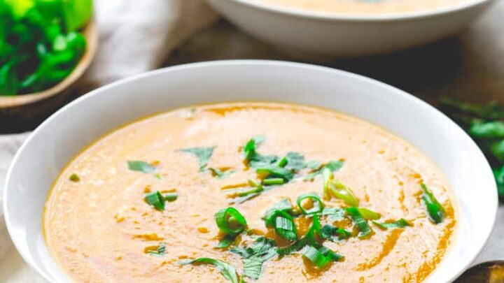 15-minute Thai Pumpkin Soup | Vegan | Vegetarian | Coconut Milk | Fall | Weeknight | Healthy Seasonal Recipes