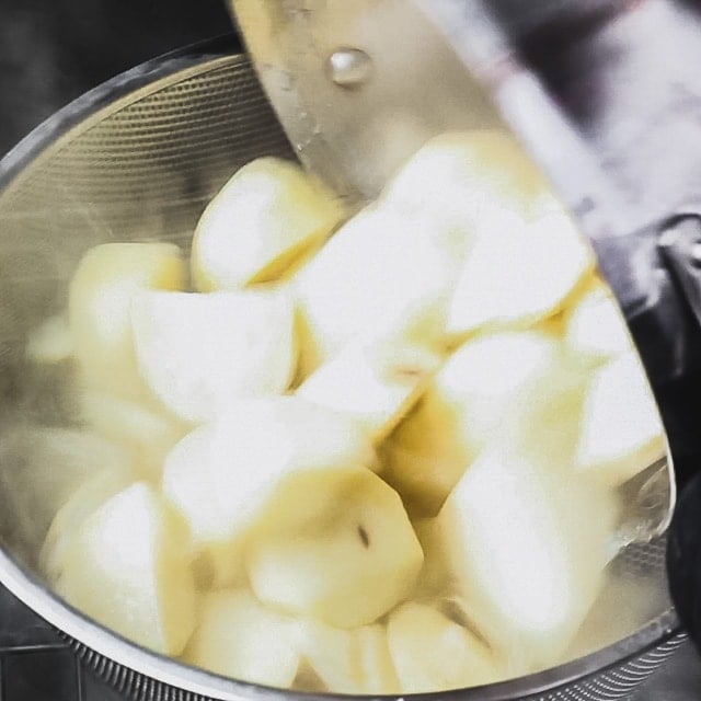 Drain the potatoes.