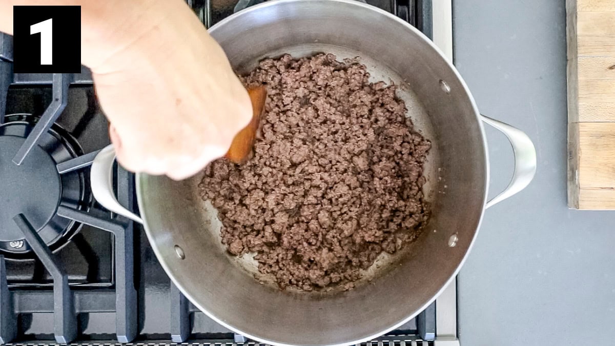 brown the hamburger meat in the pot