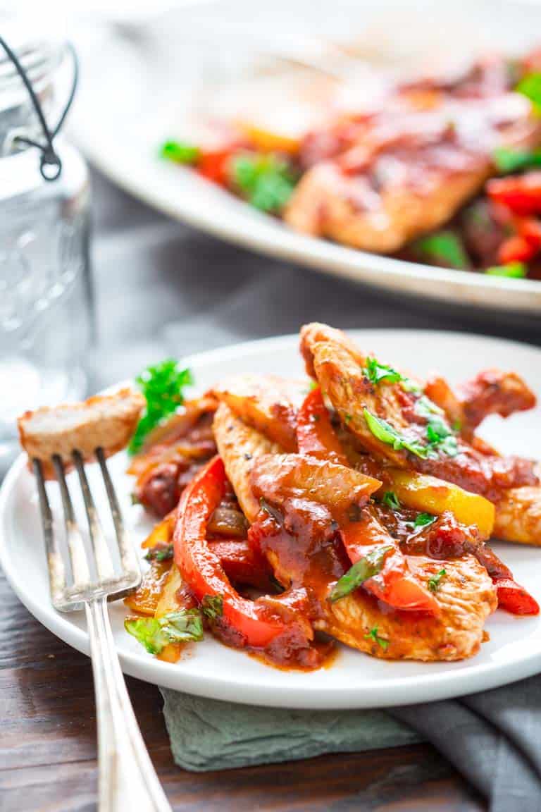 20 Minute Low Carb Turkey and Peppers | Paleo | Whole 30 | Gluten Free | 30 minutes or less | Dinner | Healthy Seasonal Recipes | Katie Webster