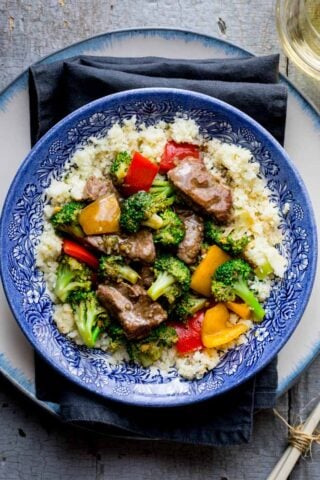 blue bowl of stirfry