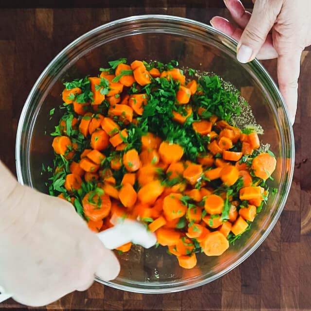 Add the carrots and parsley and stir to combine
