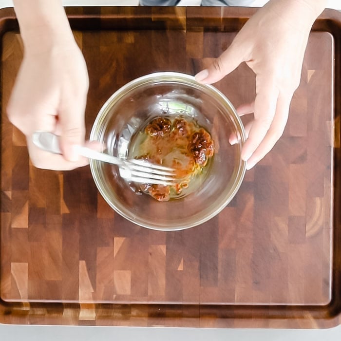 Stir together the ingredients for the sauce