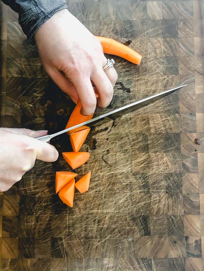 How to Do an Oblique Cut for Roasted Carrots or Stew