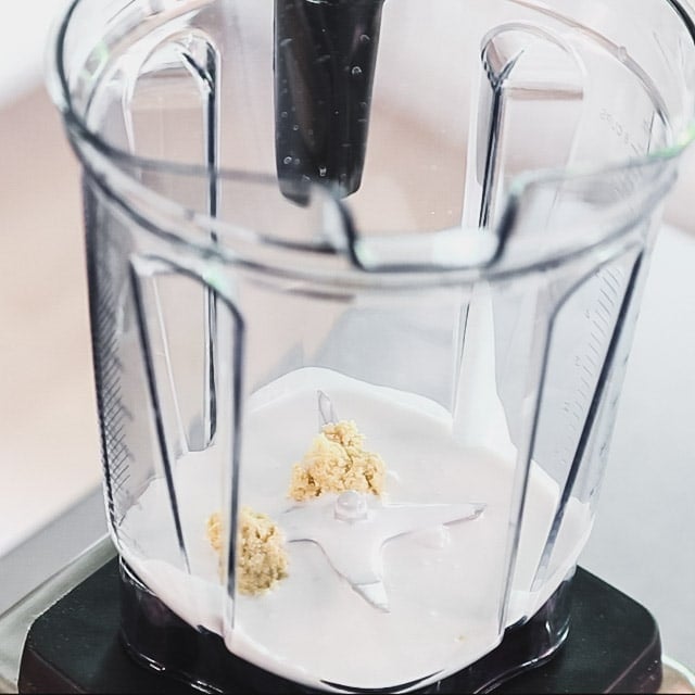 Coconut milk and ginger in a blender