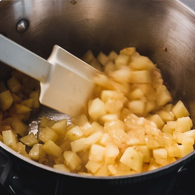 stirring chutney