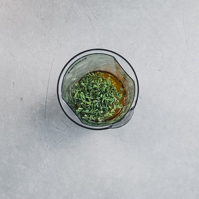 the ingredients in the blending jar