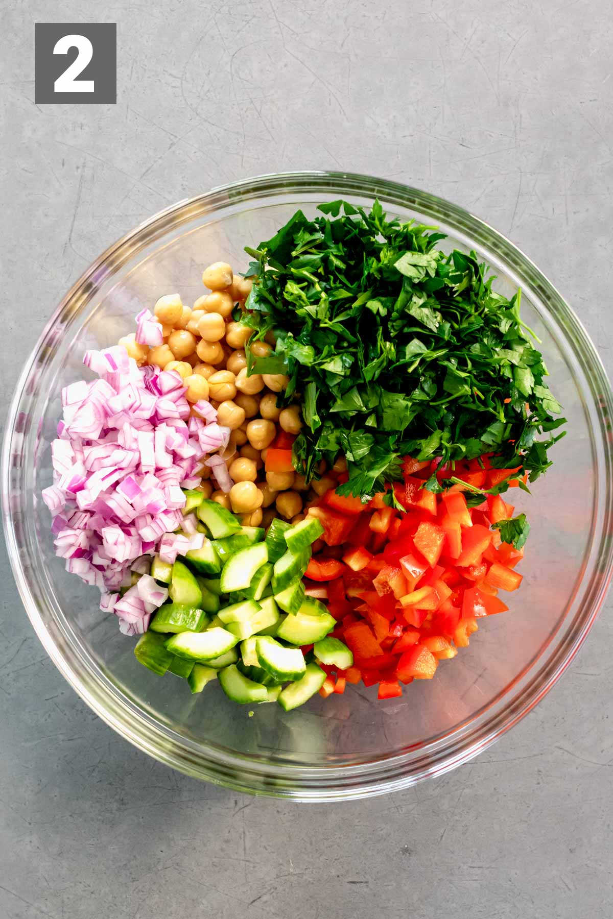 the chickpeas and veggies in the bowl