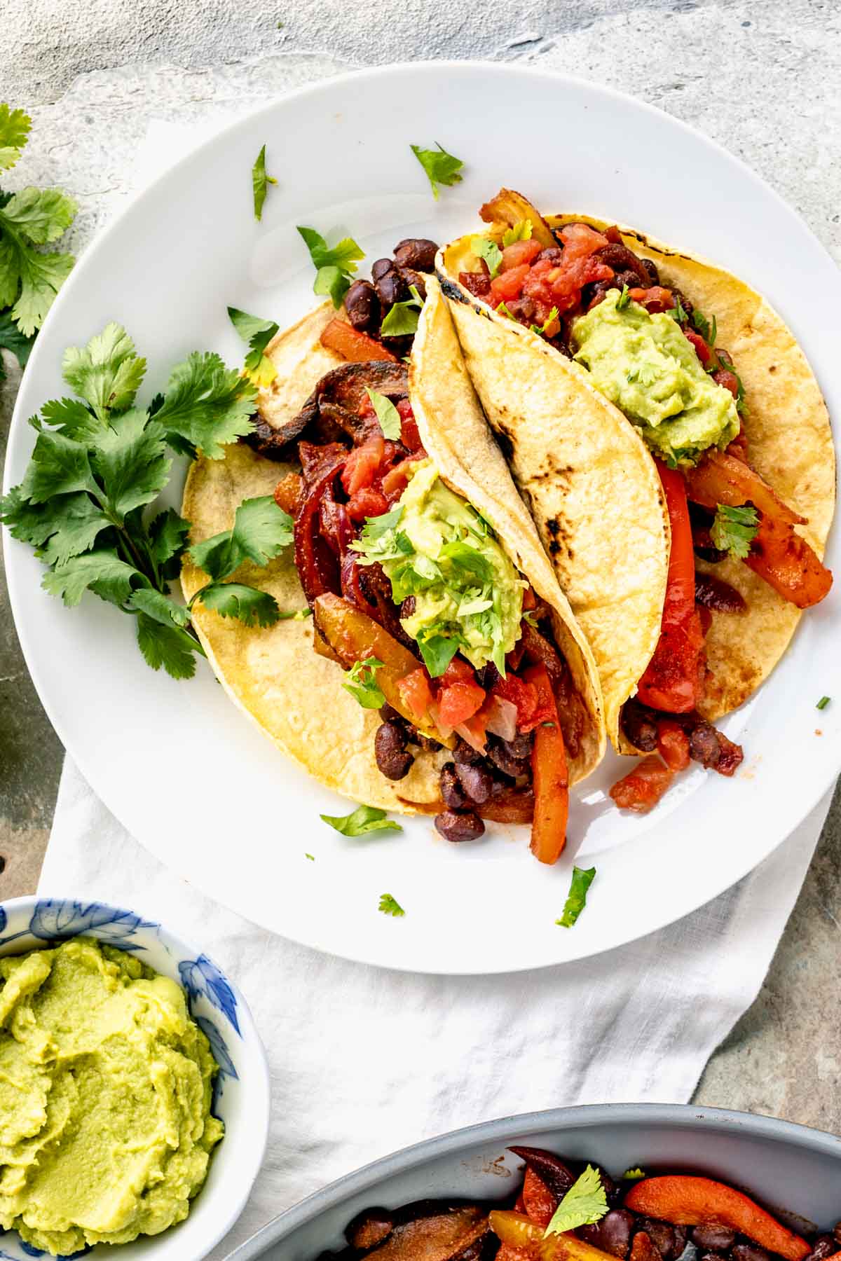 overhead plate of veggie tacos