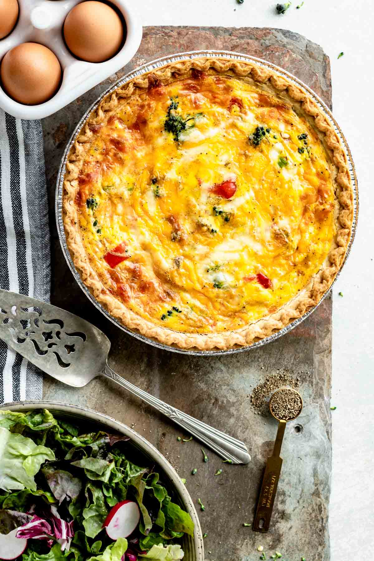 overhead shot of veggie quiche