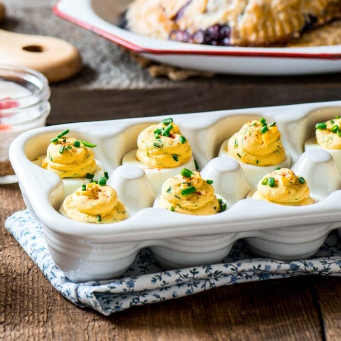 alternative way to prepare the eggs: upright packed into an egg crate