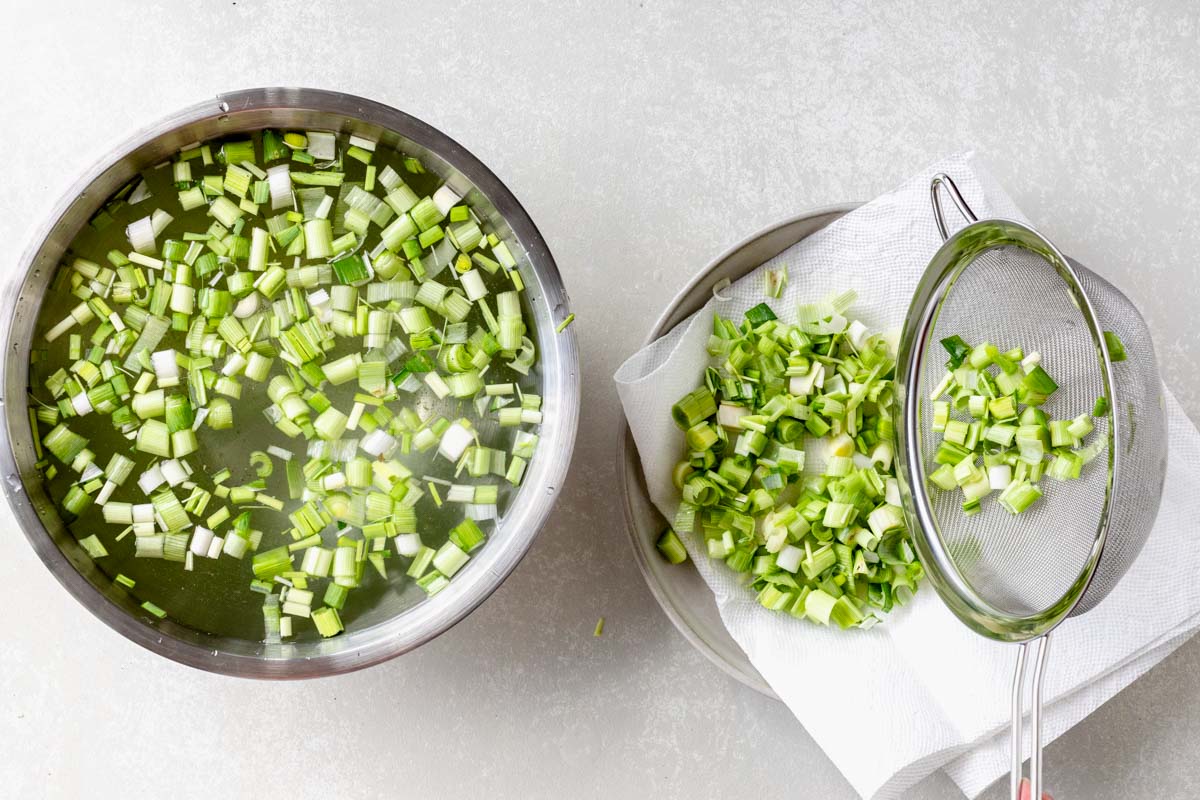 drain the leeks on a paper towel-lined plate