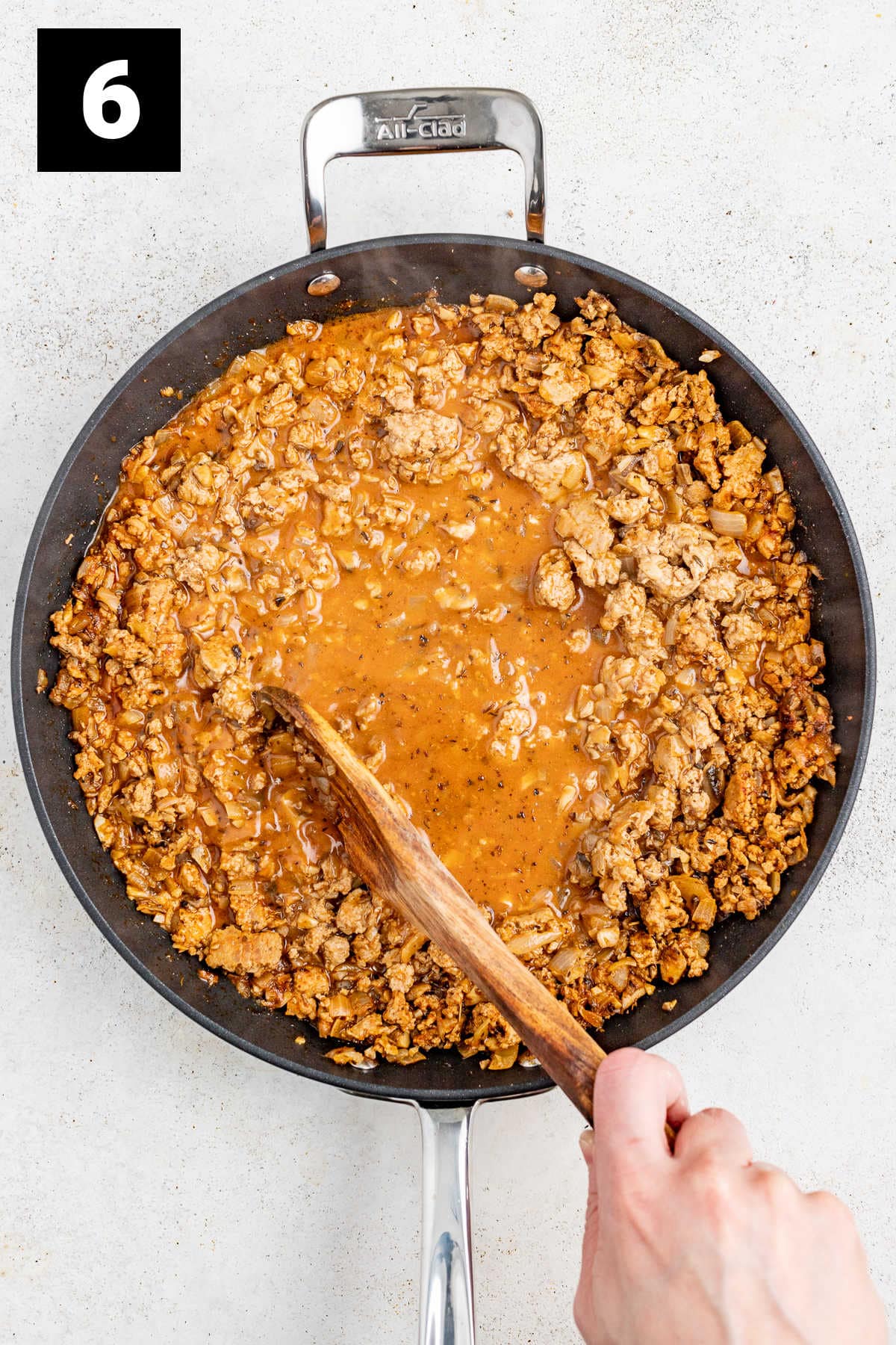 create the gravy in the turkey mixture